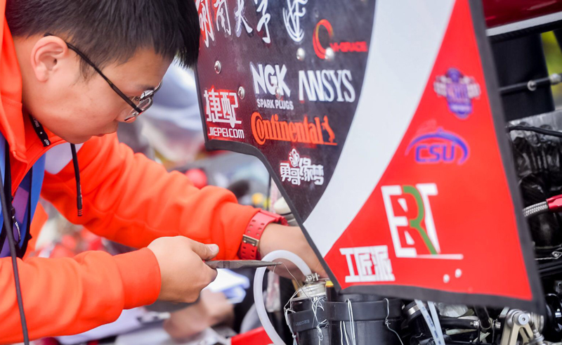 捷配PCB助力湖南大学睿速赛车队