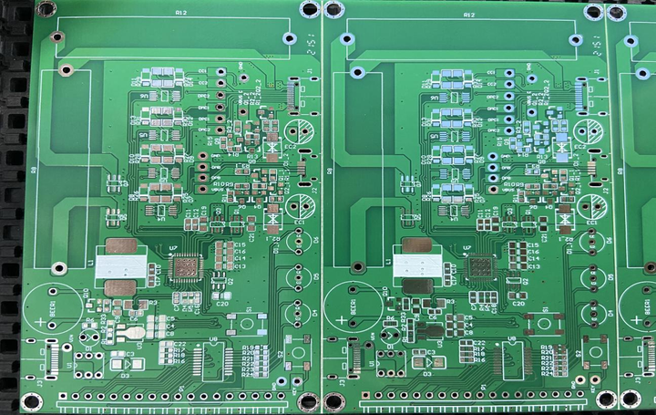 使用 FR-4 材料进行电子项目的成品 PCB 设计
