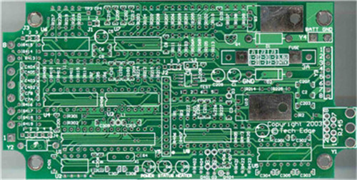 成都市民买水果遭遇耍秤 改电路板输密码7两称出1斤重